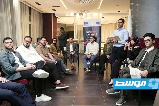 مناقشات على هامش إفطار البعثة الأوروبية بحضور بعض الشباب الليبي، 22 مارس 2025 (بعثة الاتحاد الأوروبي لدى ليبيا)