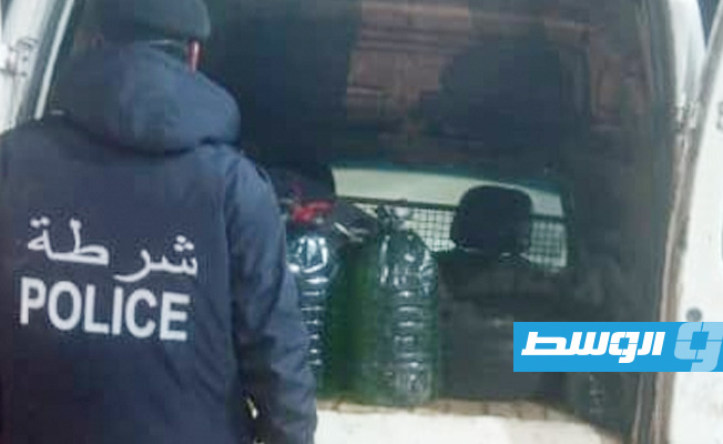 جانب من عملية ضبط سلع قبل تهريبها بمنفذ رأس اجدير، الجمعة 20 ديسمبر 2024 (إدارة إنفاذ القانون)