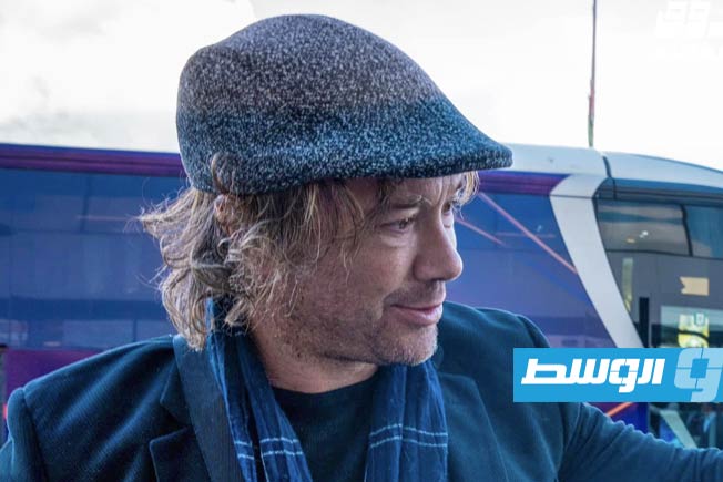جانب من حضور نجوم الكرة العالميين حفل افتتاح ملعب بنغازي الدولي (فيسبوك)