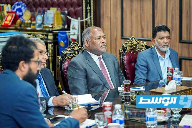 اجتماع وزير المالية خالد المبروك والممثلة المقيمية لبرنامج الأمم المتحدة الإنمائي في ليبيا صوفي كيمخذره، الأربعاء 1 اكتوبر 2025. (وزارة المالية)