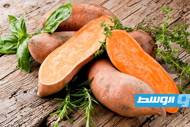 البطاطا الحلوة تقوي الحاجز الواقي للبشرة من الشمس مما يرطب خلايا الجلد ويحميها من الجفاف (أرشيفية: الإنترنت)