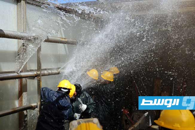 تدريبات وحدات من القوات البحرية التابعة للقيادة العامة في مدينة تارانتو الإيطالية. (شعبة الإعلام الحربي)