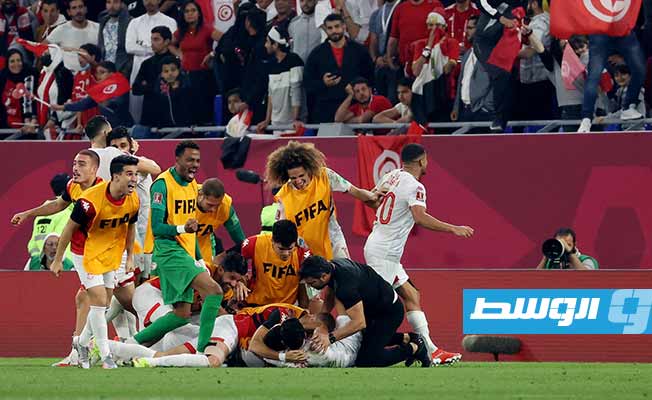 المنتخب التونسي يقتنص هدفا ثمينا يحجز به مقعدا في نهائي بطولة كأس العرب 2021 بفوزه على المنتخب المصري. (الإنترنت)