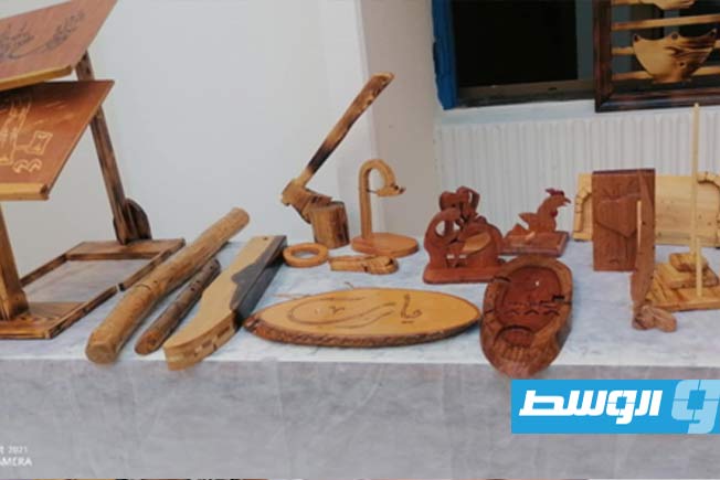 جانب من معرض «ريشة ومقتنيات ليبية» بزاوية الدهماني في 15 أغسطس 2025. (بوابة الوسط)
