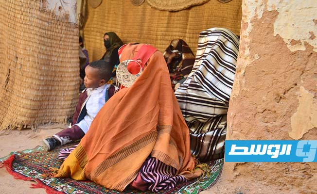 المدينة القديمة بمنطقة الجديد بمدينة سبها تقيم احتفالية لليوم الوطني للزي التقليدي (تصوير: رمضان كرنفودة)