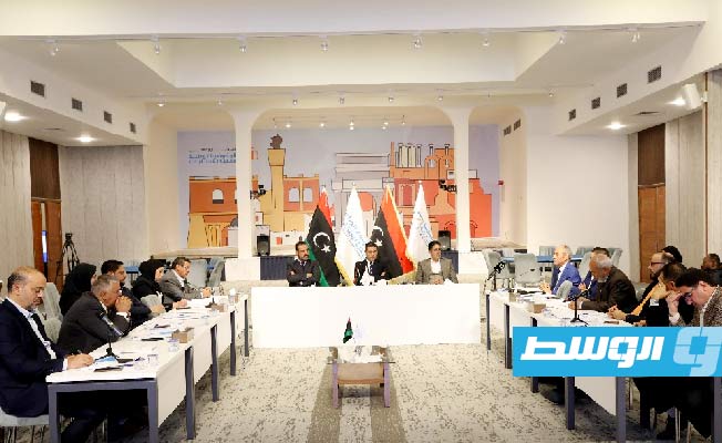 السايح يتحدث خلال جلسة حوارية نظمتها مفوضية الانتخابات، 29 نوفمبر 2023. (مفوضية الانتخابات)