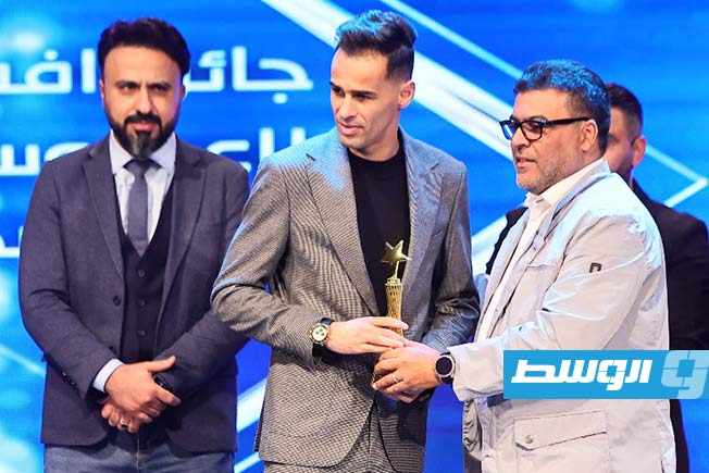 الحفل السنوي لجائزة ليبيا الذهبية في دورتها الرابعة، الجمعة 12 ديسمبر 2025. (تصوير - محمود دردور، بوابة الوسط)