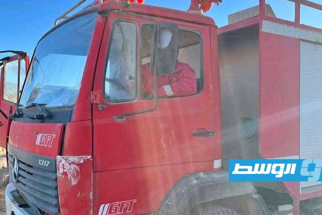 من أعمال إخماد حريق منزل مواطن في الأصابعة، 3 يناير 2025. (بوابة الوسط)