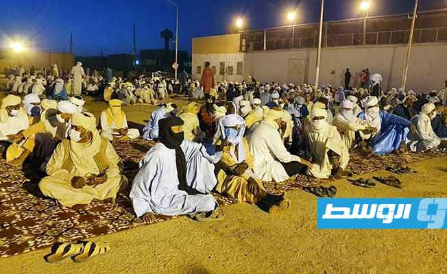 عرس جماعي في قرية العوينات جنوب غرب ليبيا (بوابة الوسط)