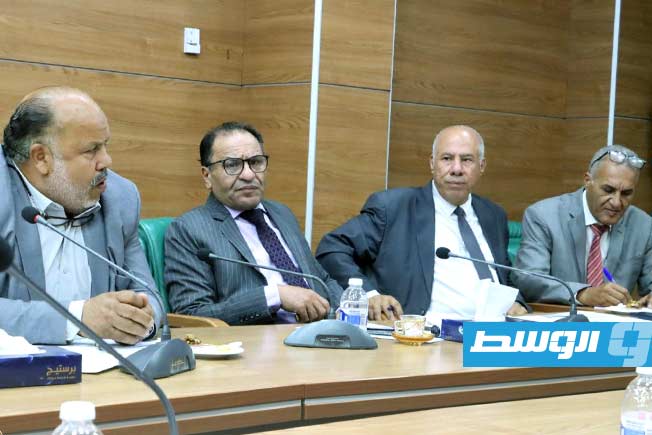 جانب من اجتماع حكومي في مقر وزارة التخطيط بالعاصمة طرابلس، الإثنين 11 أغسطس 2025 (صفحة وزار التخطيط على فيسبوك)