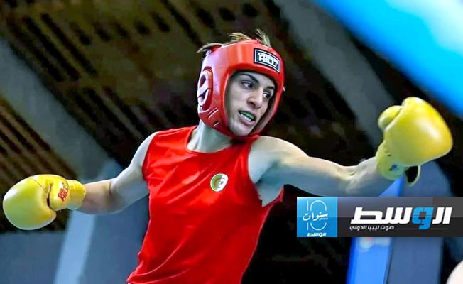 الملاكمة الجزائرية إيمان خليف خلال إحدى المباريات (إكس)