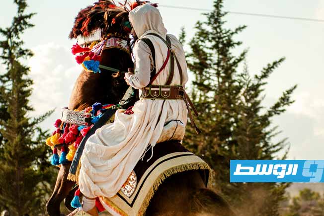 «ميّز الخيل» في تمودي.. احتفال بالهوية والفروسية الليبية (فيسبوك)