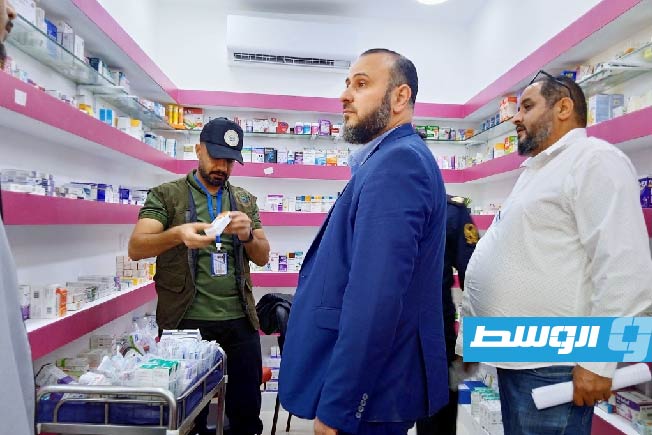 حملة تفتيشية على عيادات وصيدليات في بنغازي، 16 نوفمبر 2025. (جهاز الحرس البلدي)