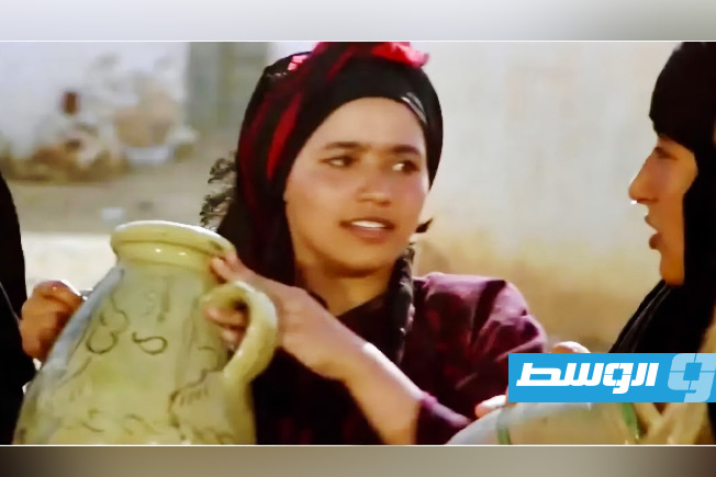 الفنانة الليبية عائشة الحلافي في لقطة من فيلم عمر المختار (فيسبوك)