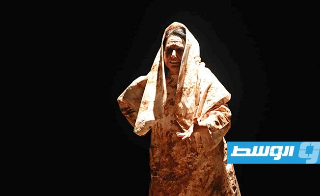 مسرحية يم يم التي تحاكي أحداث درنة. (بوابة الوسط)