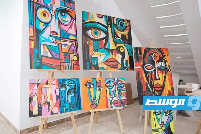 جانب من فعاليات الدورة الرابعة لمعرض بنغازي للكتاب في دار الكتب الوطنية ببنغازي. (فيسبوك)