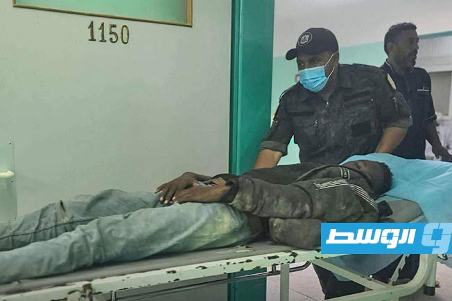 المهاجرون السودانيون أثناء تلقيهم العلاج بمركز طربرق الطبي، الأحد 15 يونيو 2025. (الإنترنت)