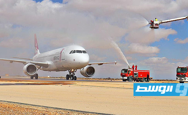 حفل ترحيب بوفد شركة برنيق للطيران المدني في مطار طبرق