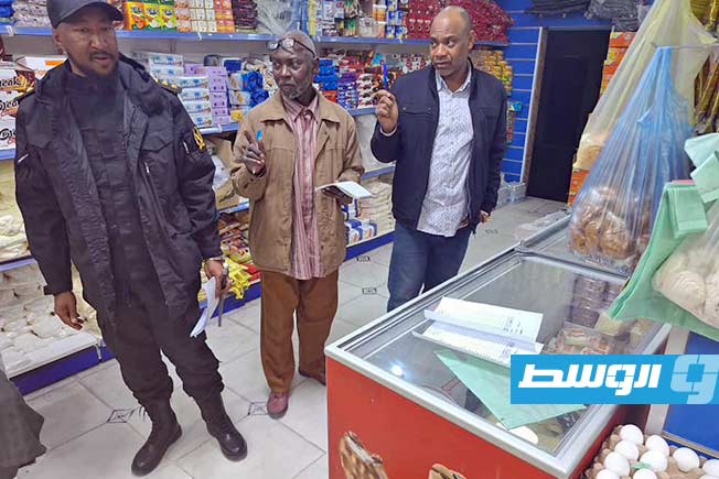 مصادرة أغذية غير مطابقة للمواصفات في أوباري، 19 فبراير 2026. (مركز الرقابة على الأغذية)