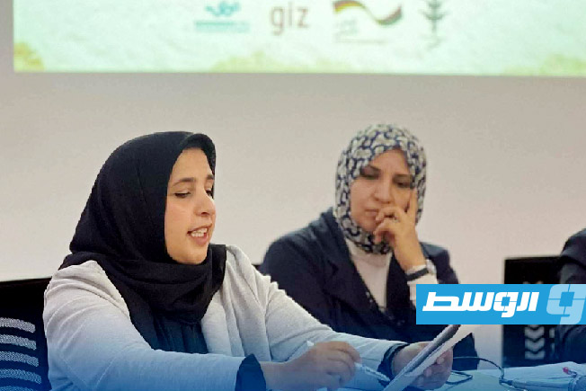 منظمة «حِبر» بالجامعة الأهلية بمدينة البيضاء تنظم ندوة علمية تحت عنوان: «التسميات النسائية للعائلات في الجبل الأخضر: حوار في الهوية الاجتماعية والثقافية».