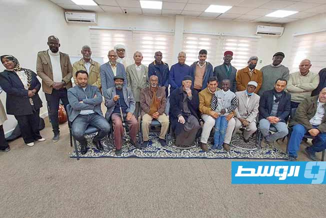 أصبوحة شعرية بمكتبة يونسكو احتفاء بديوان «من يغني معي معزوفة الفرح» للكاتب د.علي عبداللطيف حميده. (بوابة الوسط)