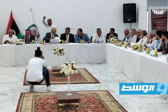 جانب من اجتماع مشترك لبلديات الجبل، والمنطقة الوسطى، وطرابلس الكبرى، والساحل الغربي في مدينة غريان، السبت 5 يوليو 2025 (وال)