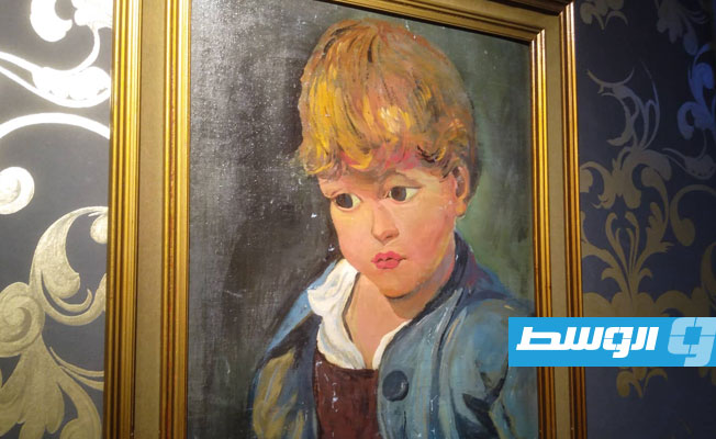 تدشين المعرض الشخصي الأول للفنان التشكيلي عبدالرزاق الدالي بعنوان «الخريف» (بوابة الوسط)