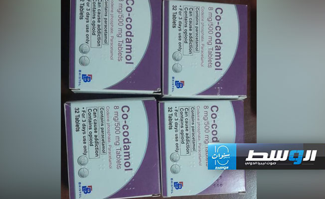 إحدى عينات الأقراص المخدرة المضبوطة مع المتهم. (جهاز مكافحة المخدرات والمؤثرات العقلية)