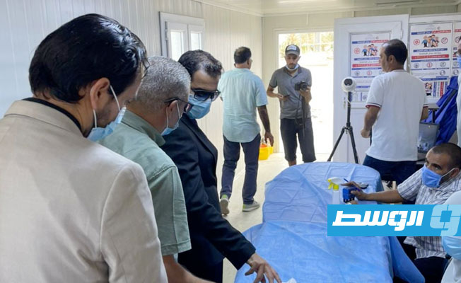 افتتاح مركز للتطعيمات بمعبر رأس أجدير الحدودي مع تونس، 2 أكتوبر 2021. (مركز مكافحة الأمراض)