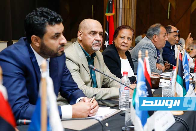 جانب من اجتماع أعضاء من مجلس النواب وقيادات عسكرية وأمنية في العاصمة التونسية برعاية البعثة الأممية، الأربعاء 23 يوليو 2025 (البعثة الأممية)