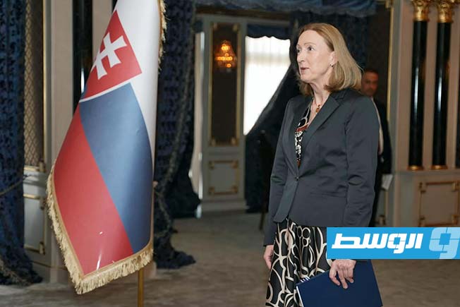من اعتماد أوراق سفيرة سلوفاكيا لدى ليبيا لينكا ميهالكوفا، أول فبراير 2025 (المجلس الرئاسي)