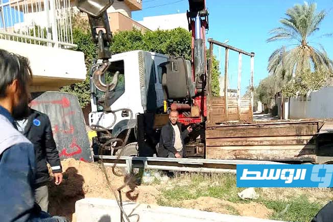 من أعمال تركيب محطة كهرباء جاهزة بمنطقة عرادة، 19 ديسمبر 2025. (شركة الكهرباء)