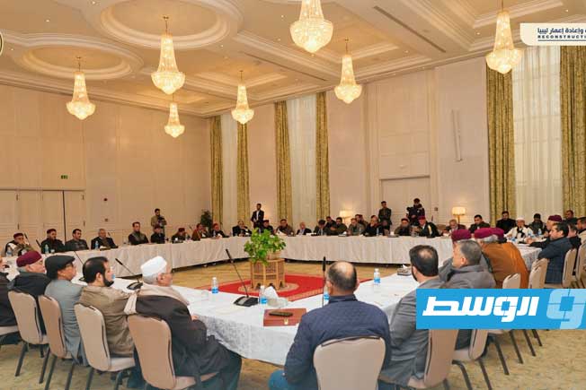 اجتماع بلقاسم حفتر مع أعيان ومشايخ الجبل الأخضر، الثلاثاء 6 يناير 2025. (صندوق التنمية وإعادة إعمار ليبيا)
