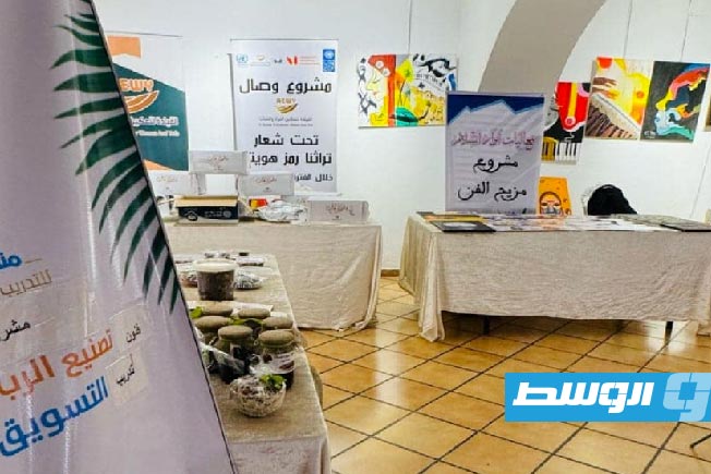 من أجواء الدورة الثانية عشرة من مهرجان واحة النخيل للتراث الشعبي في الطويلة بزلطن. (المركز الإعلامي لبلدية زلطن)
