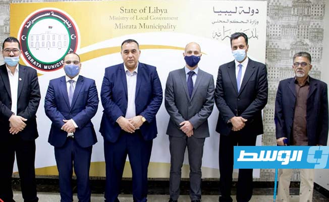 اجتماع عميد وأعضاء المجلس البلدي مصراتة مع وزير المالية والعمل المالطي. (بلدية مصراتة)