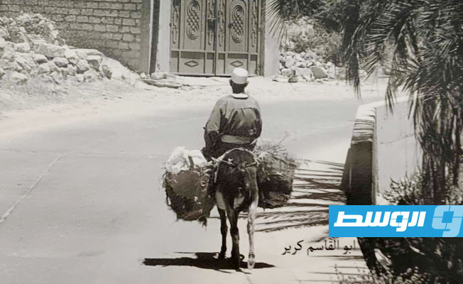 جانب من المعرض الذي أقيم بدار الفقيه حسن للثقافة والفنون. (بوابة الوسط)