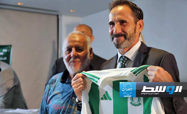 المدرب الفرنسي ديدييه غوميز خلال المؤتمر الصحفي (فيسبوك)