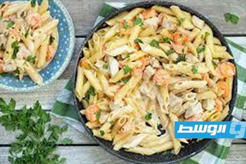 معكرونة بالجمبري وكيكة جيلي فراولة على مائدة اليوم الثاني عشر من رمضان