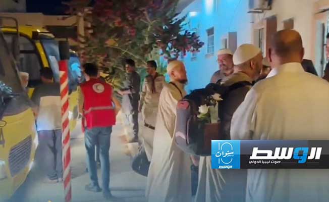 من زيارة فريق من كلية العلوم بجامعة بنغازي لبركان إتنا في صقلية (جامعة بنغازي)