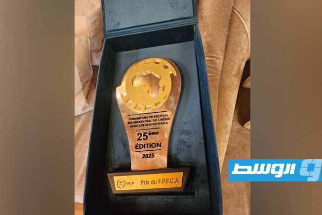الدبيبة يكرّم صناع فيلم «صعود» بعد فوزه بجائزة أفضل فيلم أفريقي (فيسبوك)