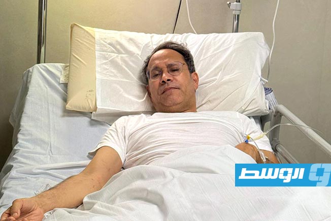 وزير الدولة لشؤون مجلس الوزراء بحكومة الوحدة الوطنية الموقتة عادل جمعة يتلقى العلاج في أحد مستشفيات روما، الأربعاء 19 فبراير 2025 (بوابة الوسط)