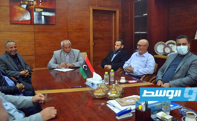 اجتماع الغاوي مع وفد العجيلات. الإثنين 28 مارس 2022. (وزارة الإسكان والتعمير)