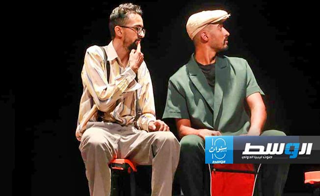 من العرض المسرحي «خرف». (تصوير حمد المقرمش خاص الوسط)
