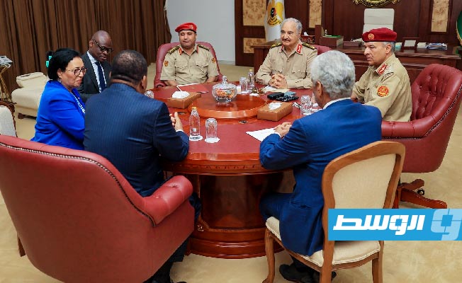من لقاء حفتر في بنغازي مع وفد الاتحاد الأفريقي، 8 يوليو 2023. (القيادة العامة)
