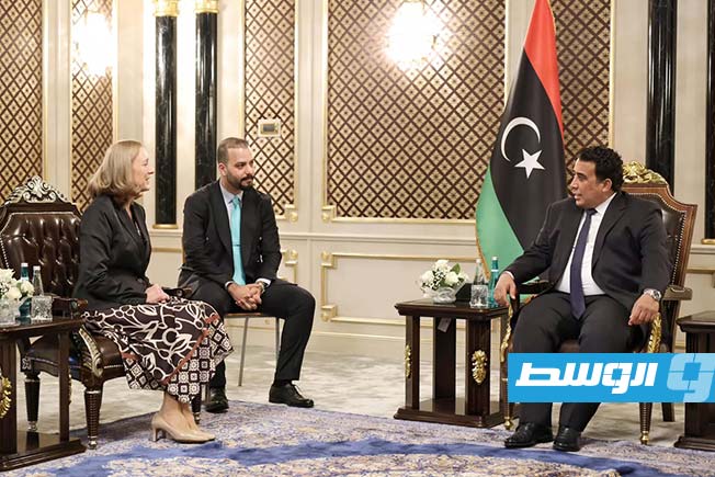 من اعتماد أوراق سفيرة سلوفاكيا لدى ليبيا لينكا ميهالكوفا، أول فبراير 2025 (المجلس الرئاسي)