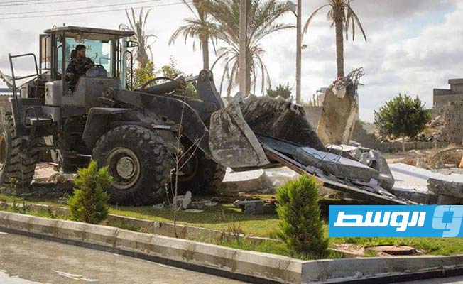 جانب من المرحلة الثانية من إزالة المباني المخالفة في قصر خيار، 18 ديسمبر 2022. (وزارة الداخلية بحكومة الوحدة الوطنية الموقتة)