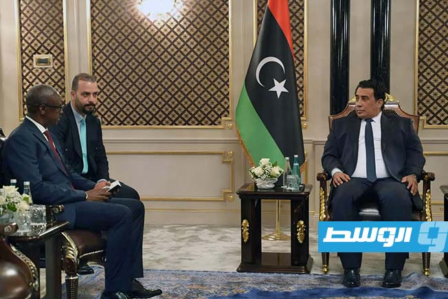 اعتماد أوراق سفير رواندا لدى ليبيا دان مونيوزا، أول فبراير 2025 (المجلس الرئاسي)