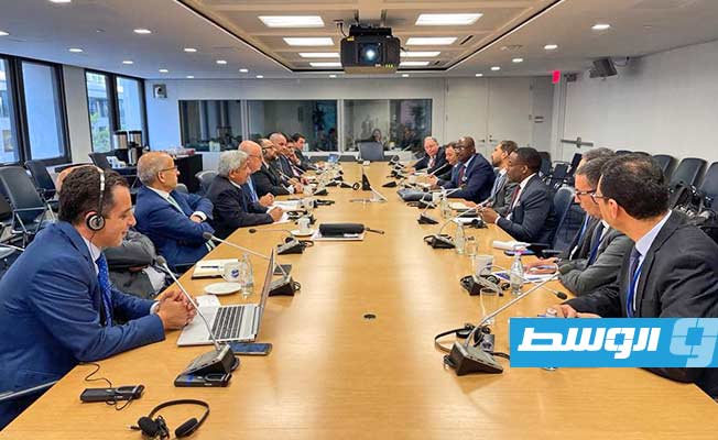 الكبير خلال مباحثات مع محافظ البنك المركزي التونسي ومدير عام صندوق النقد العربي والمدير العام لبنك التصدير والاستيراد الأفريقي، 15 أكتوبر 2022. (المصرف المركزي)