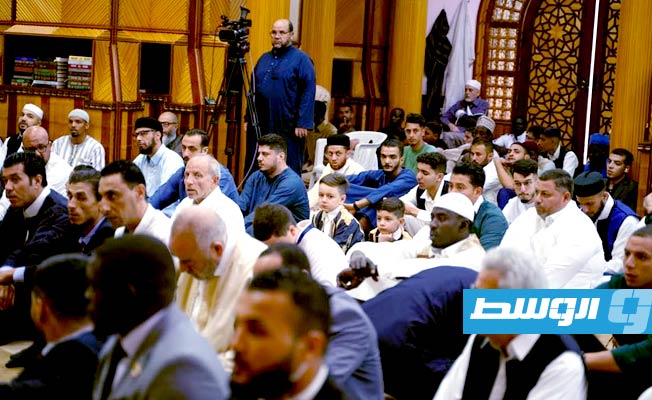 صلاة عيد الأضحى بمسجد جمعية الدعوة الإسلامية في طرابلس، الأربعاء 28 يونيو 2023. (المجلس الرئاسي)