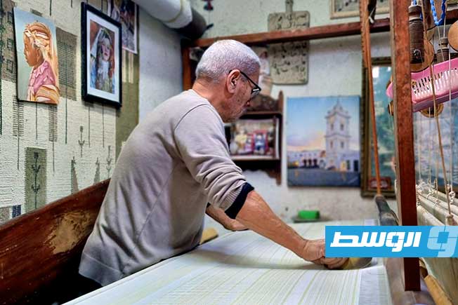 ترشيق الحرير في النسيج الليبي التقليدي (فاطمة محمد)